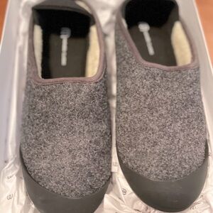 Mahabis Classic Curve Slipper - NIB